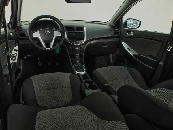 Hyundai Solaris, I фото №7