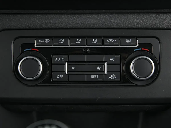 Volkswagen Amarok, I фото №12