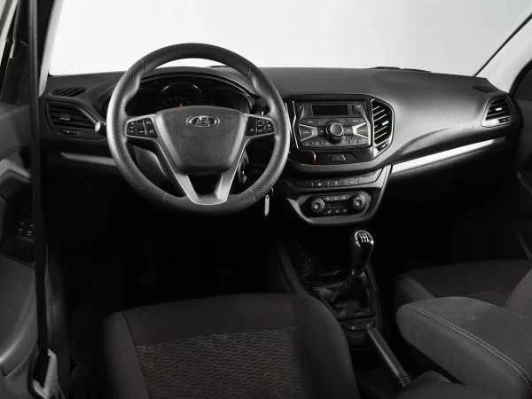 Lada (ВАЗ) Vesta, I фото №6