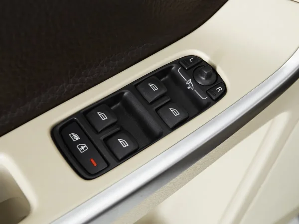 Volvo XC60, I фото №11