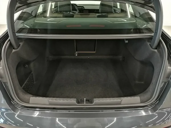Audi A3, IV (8Y) фото №8