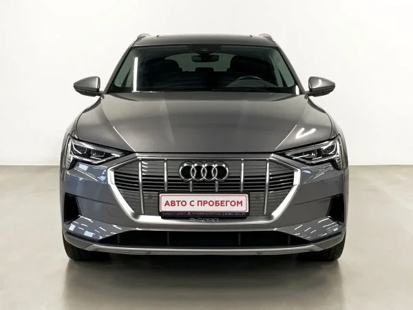 Audi e-tron, I фото №2