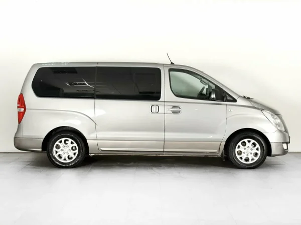 Hyundai H-1, II фото №4