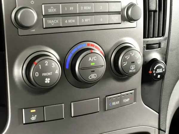 Hyundai H-1, II фото №9