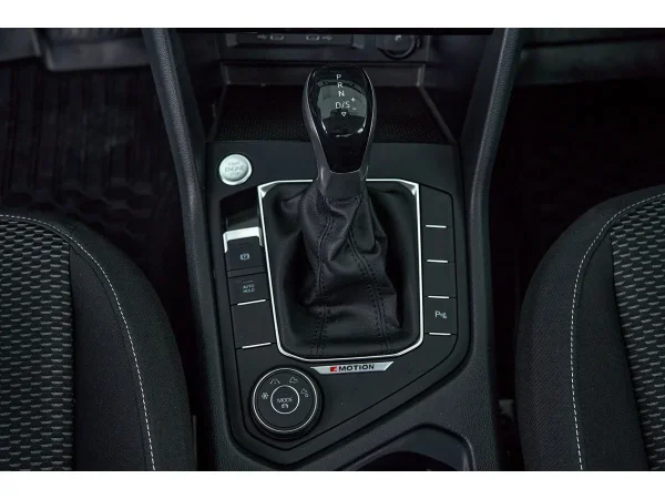 Volkswagen Taos, I фото №17