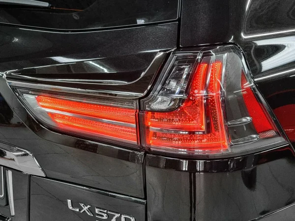 Lexus LX, III Рестайлинг 2 фото №6