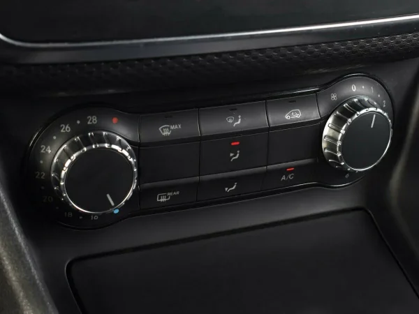 Mercedes-Benz A-Класс, III (W176) фото №8