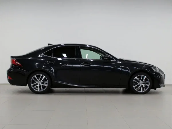 Lexus IS, III Рестайлинг фото №4