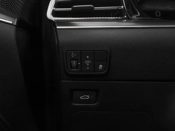 Kia K5, III фото №15
