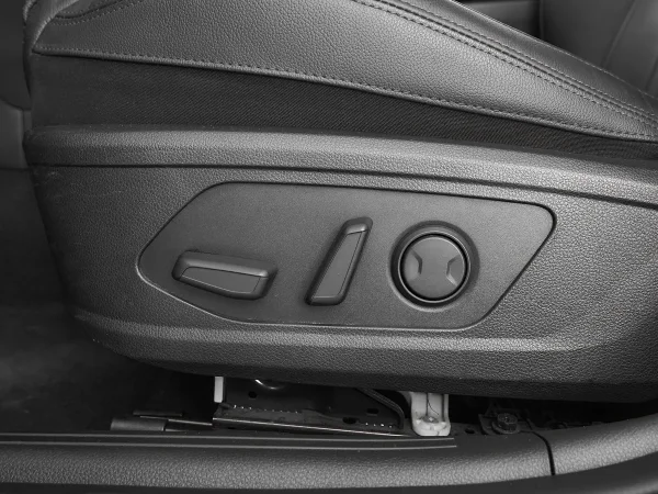 Kia K5, III фото №16