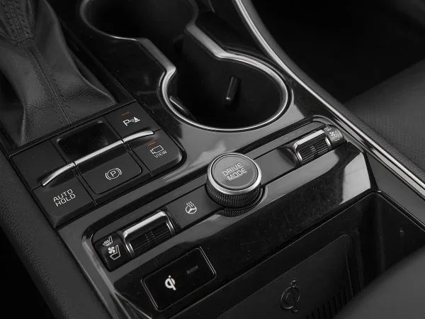 Kia K5, III фото №21