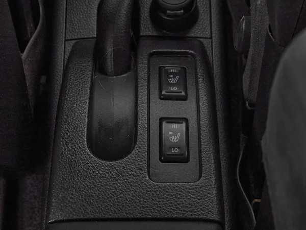 Nissan Tiida, I Рестайлинг фото №16