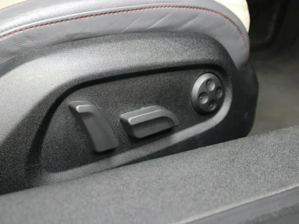 Audi TTS, II (8J) фото №14