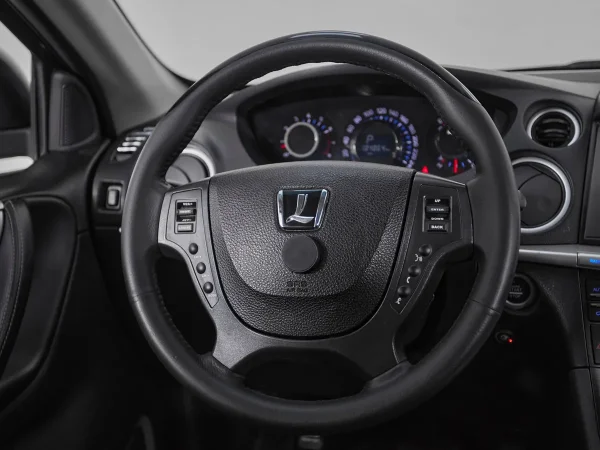 Luxgen U7 Turbo фото №11