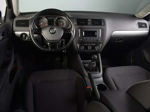 Volkswagen Jetta, VI Рестайлинг фото №6