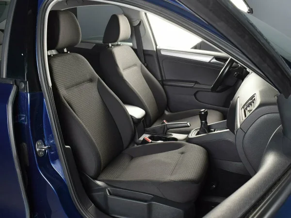 Volkswagen Jetta, VI Рестайлинг фото №7