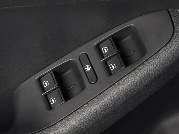 Volkswagen Jetta, VI Рестайлинг фото №9