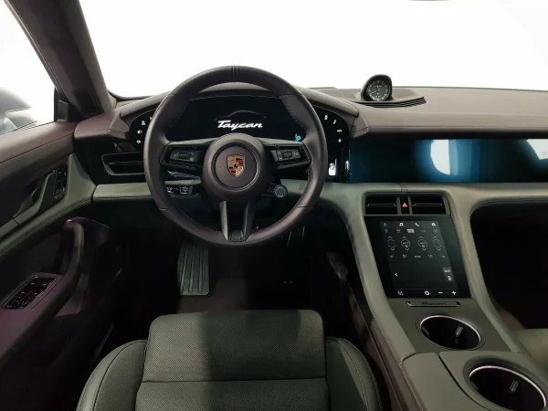 Porsche Taycan, I фото №13