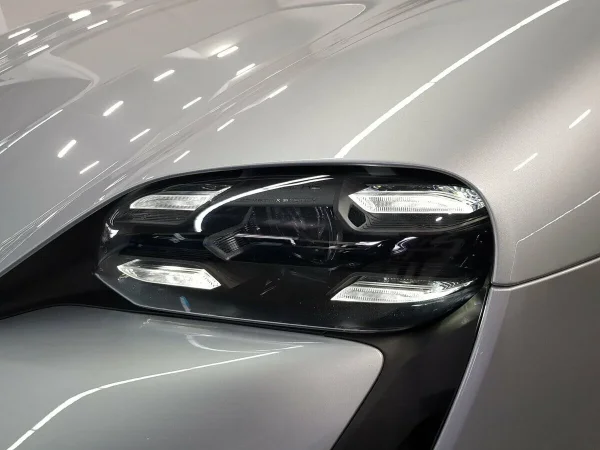 Porsche Taycan, I фото №6