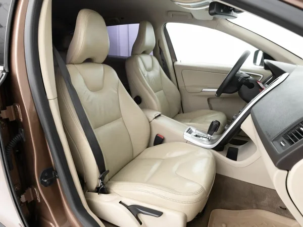 Volvo XC60, I фото №10