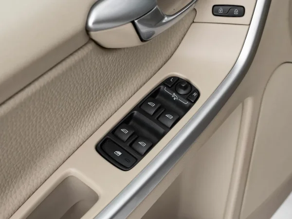 Volvo XC60, I фото №11