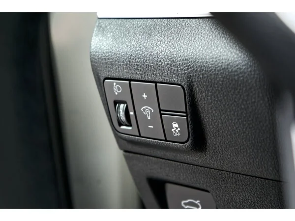 Kia K5, III фото №15