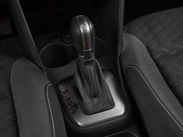 Volkswagen Polo, V Рестайлинг фото №14