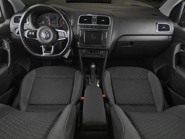 Volkswagen Polo, V Рестайлинг фото №8