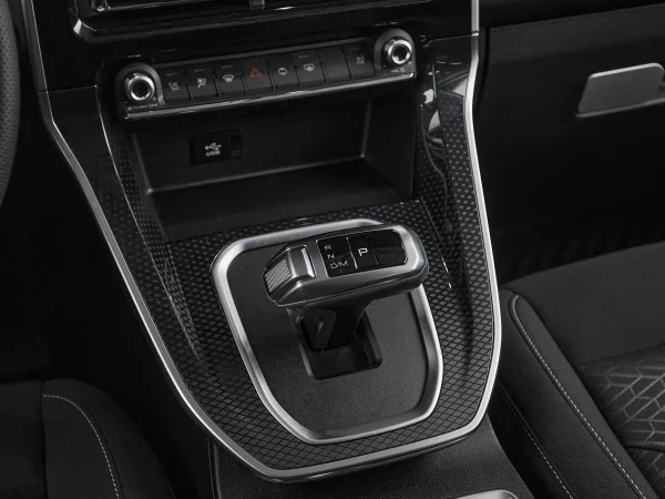 Haval M6, II фото №18