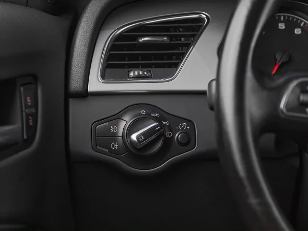 Audi A4, IV (B8) фото №13