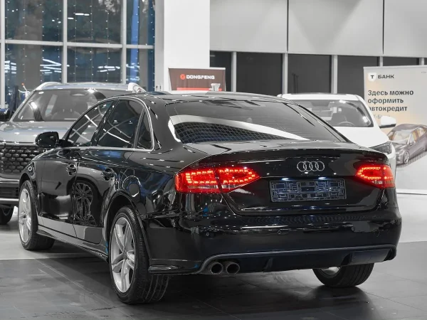 Audi A4, IV (B8) фото №4