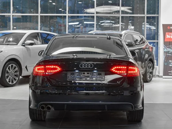 Audi A4, IV (B8) фото №5