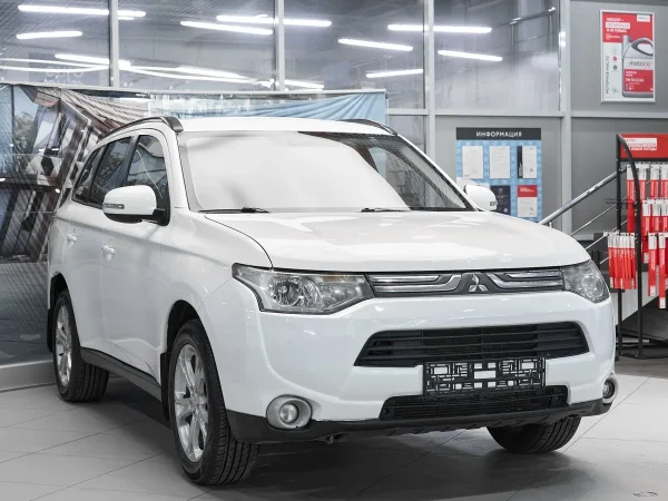 Mitsubishi Outlander, III фото №3