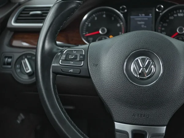 Volkswagen Passat, B7 фото №11