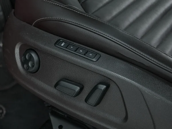 Volkswagen Passat, B7 фото №14