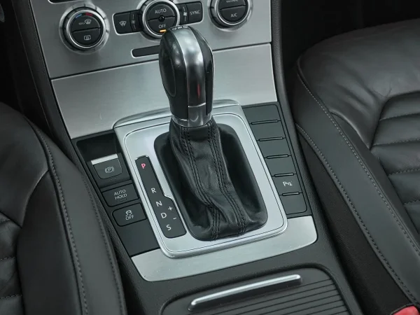 Volkswagen Passat, B7 фото №18