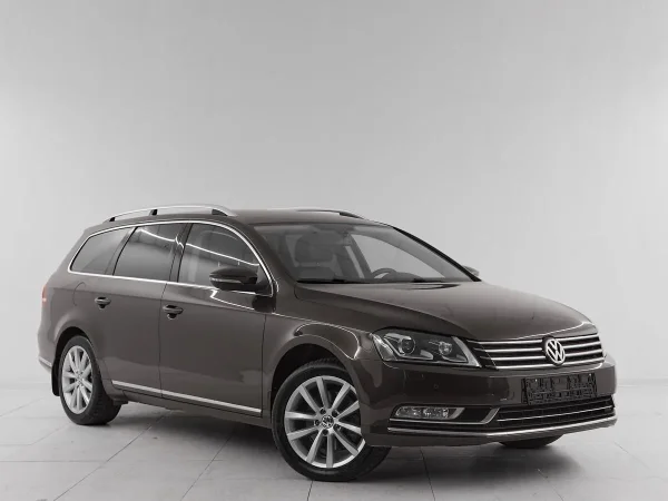 Volkswagen Passat, B7 фото №3