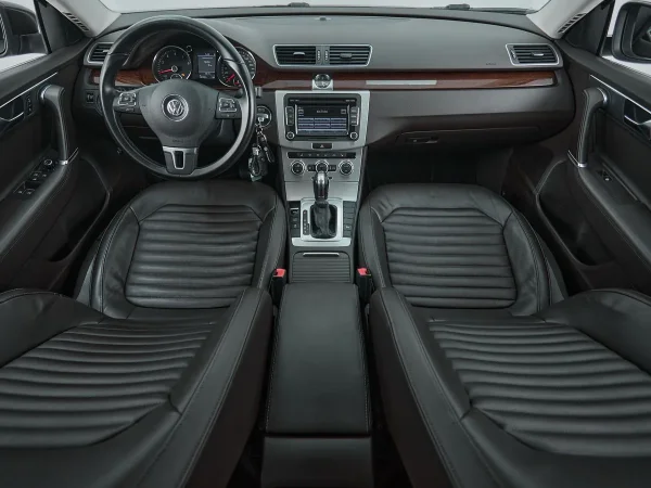 Volkswagen Passat, B7 фото №8