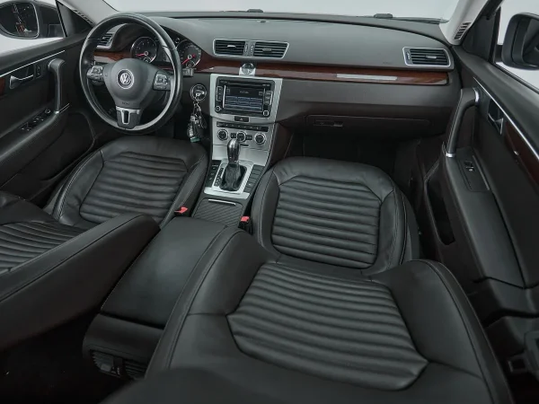 Volkswagen Passat, B7 фото №9