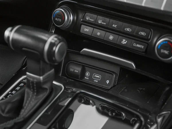 Kia Stinger, I фото №20