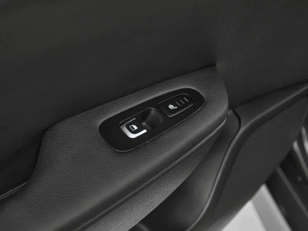Kia Stinger, I фото №22