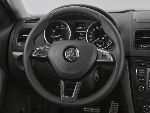 Skoda Yeti, I Рестайлинг фото №10