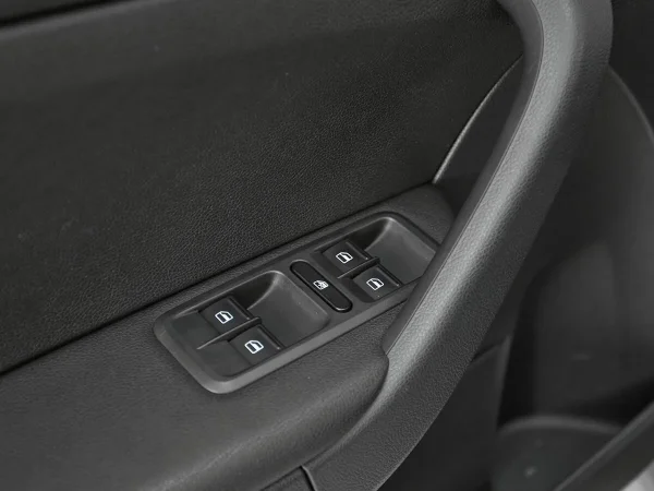Skoda Yeti, I Рестайлинг фото №14