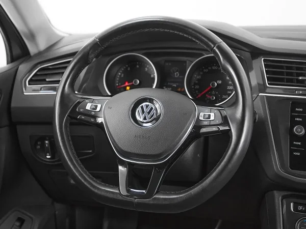 Volkswagen Tiguan, II фото №10