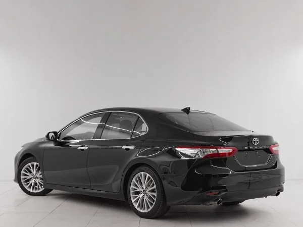 Toyota Camry, VIII (XV70) фото №4