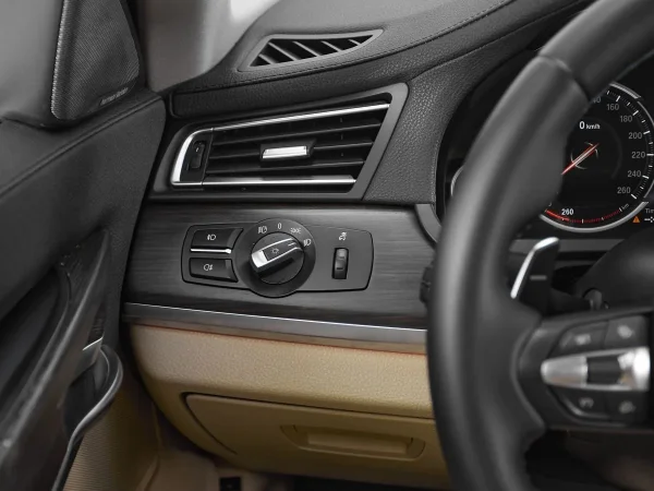 BMW 7 серии, V (F01/F02/F04) Рестайлинг фото №15