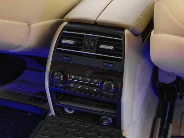 BMW 7 серии, V (F01/F02/F04) Рестайлинг фото №21