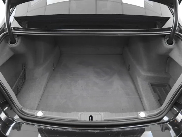 BMW 7 серии, V (F01/F02/F04) Рестайлинг фото №22
