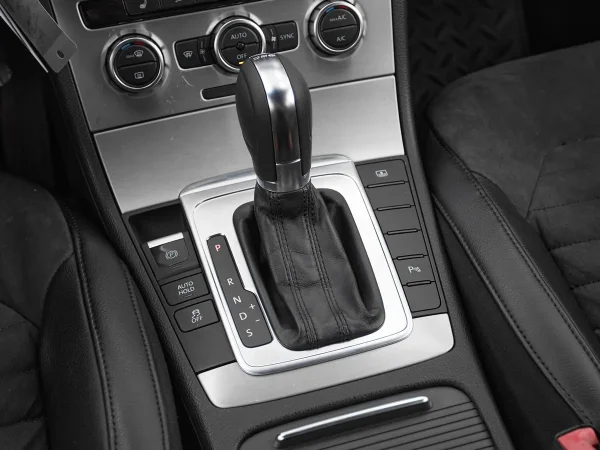 Volkswagen Passat, B7 фото №17