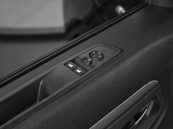 Peugeot Traveller, I Рестайлинг фото №14